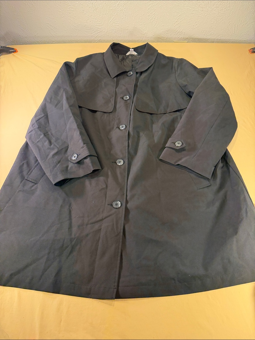 Time and Tru women’s trenchcoat 2X